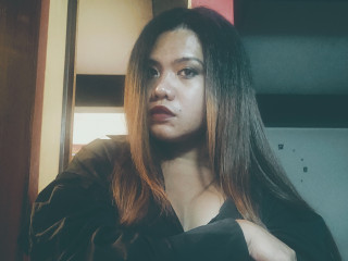 BlackBeautyTS - Friends, internet, movies and chess.