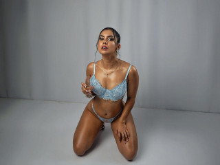 ScarlettJonsonn - Du kannst s&uuml;chtig nach meinem K&ouml;rper werden!!!